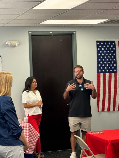 Commissioner Vince Nowicki speaking with residents